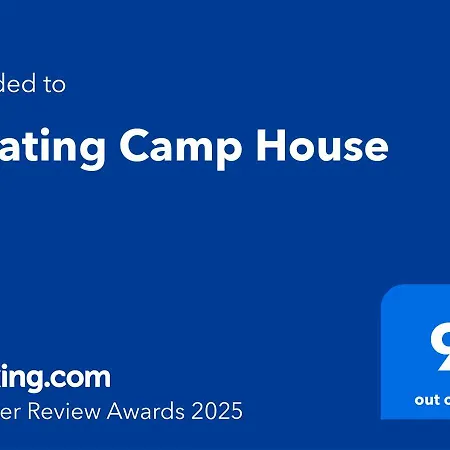 Floating Camp House Holiday home